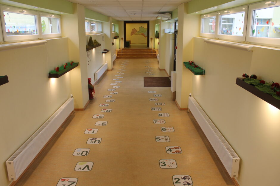 Bilde, kur ir attēlots pirmsskolas izglītības iestādes 